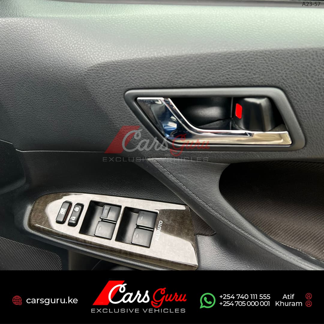 2016 Toyota Mark X 250G image-4