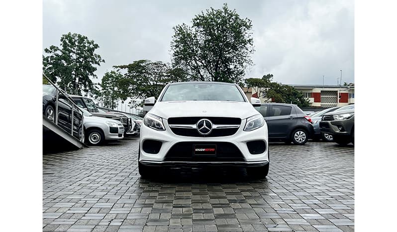 2016 Mercedes-Benz GLE-Class GLE350d image-1
