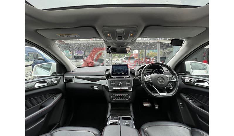 2016 Mercedes-Benz GLE-Class GLE350d image-8