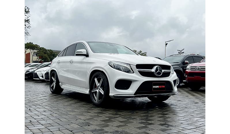 2016 Mercedes-Benz GLE-Class GLE350d image-13