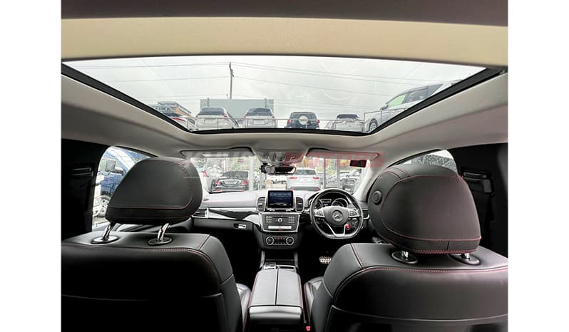 2016 Mercedes-Benz GLE-Class GLE350d image-16