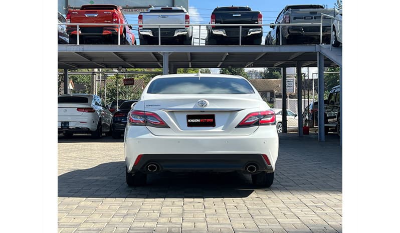 2018 Toyota Crown S image-3