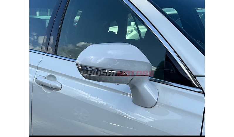 2018 Toyota Crown S image-5