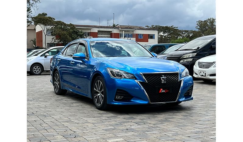 2016 Toyota Crown S-T Package Athlete image-2