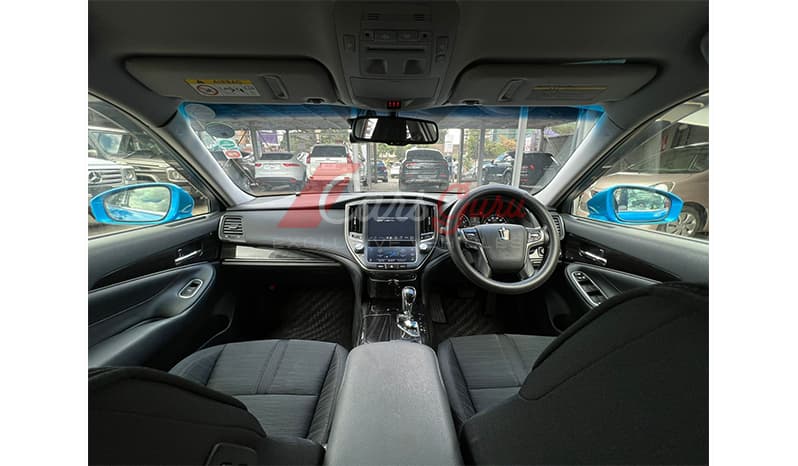 2016 Toyota Crown S-T Package Athlete image-10