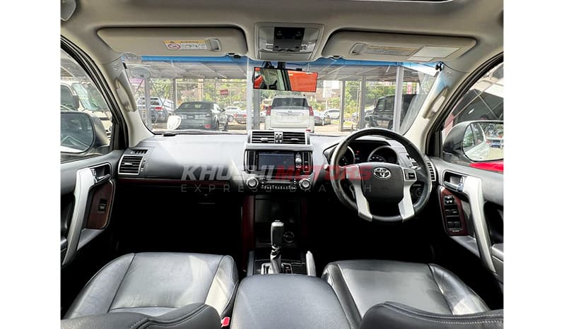 2017 Toyota Land Cruiser Prado TX-L Package image-9