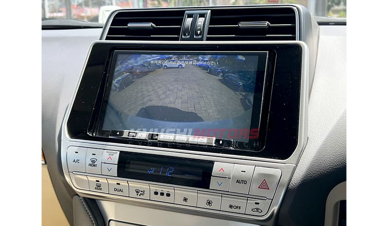 2017 Toyota Land Cruiser Prado TX-L image-10