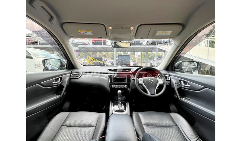 2017 Nissan Xtrail image-5