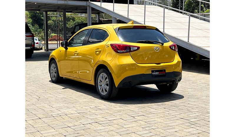 2017 Mazda Demio 1.3S image-10