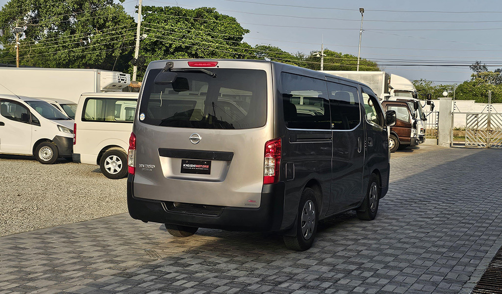 2017 Nissan NV350 Caravan DX image-5