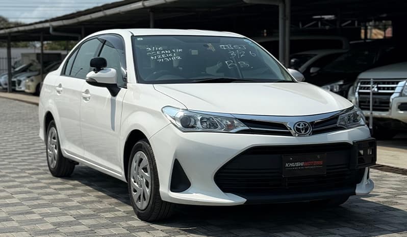 2020 Toyota Corolla Axio image-1