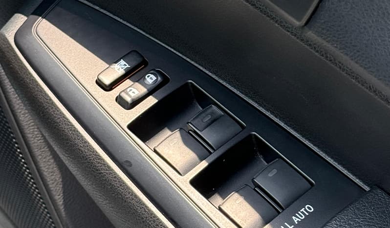 2020 Toyota Corolla Axio image-16