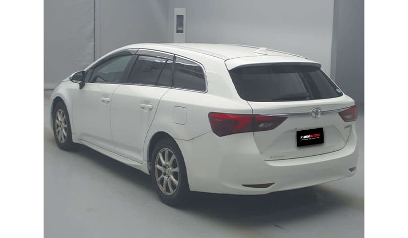 2018 Toyota Avensis Xi image-4