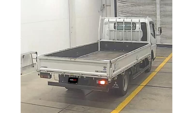 2018 Mitsubishi Canter 3 Ton image-2
