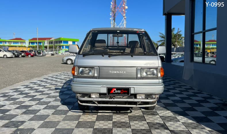 1996 Toyota Townace image-2