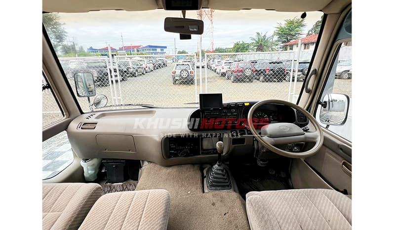 1995 Toyota Coaster image-10