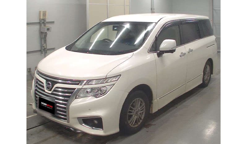 2018 Nissan Elgrand Highway Star S image-2