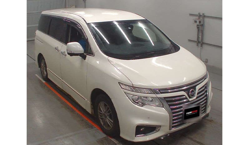 2018 Nissan Elgrand Highway Star S image-4