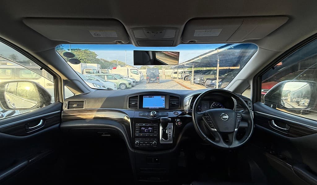 2018 Nissan Elgrand Highway Star S image-26