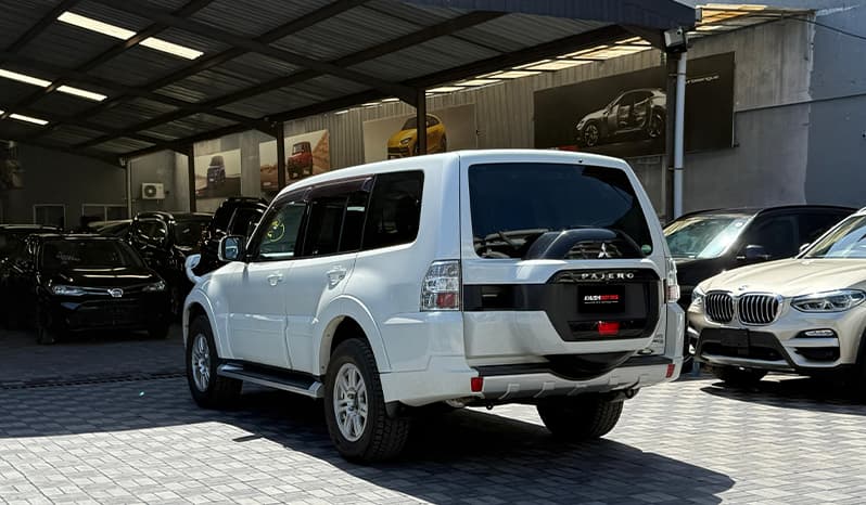 2018 Mitsubishi Pajero Long Exceed image-4