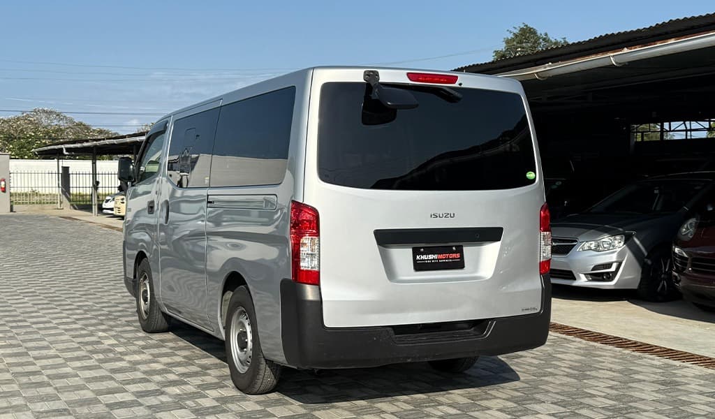 2018 Isuzu Como 4.6 Ton image-7