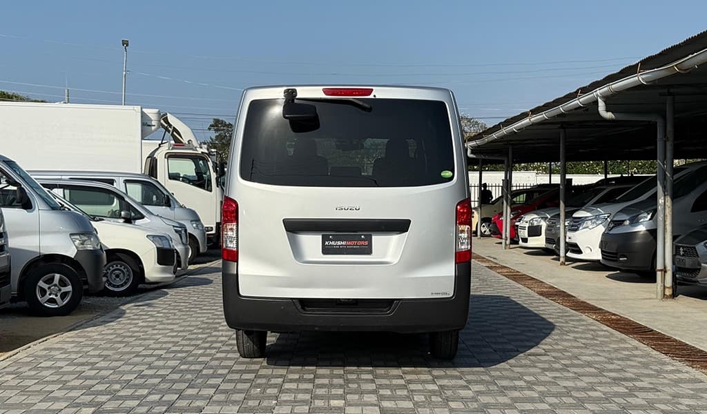 2018 Isuzu Como 4.6 Ton image-8