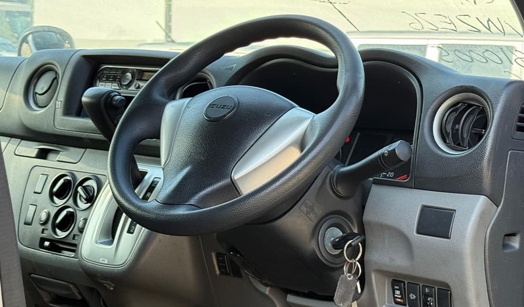 2018 Isuzu Como 4.6 Ton image-10