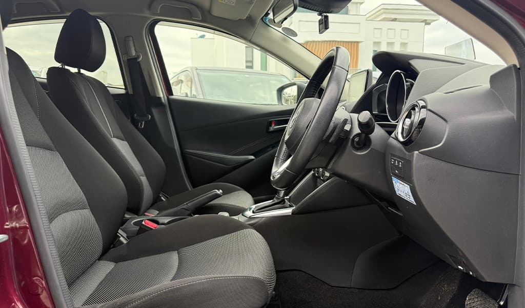 2018 Mazda Demio XD Touring image-11
