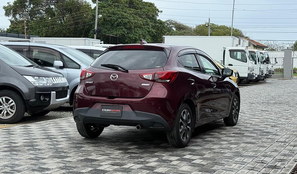 2018 Mazda Demio XD Touring image-12