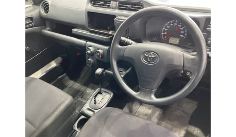 2018 Toyota Probox image-3