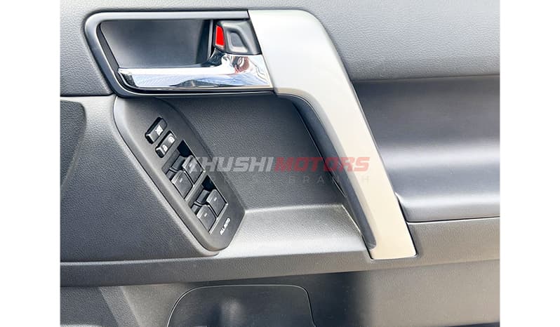2017 Toyota Land Cruiser Prado G Frontier TX-L image-4