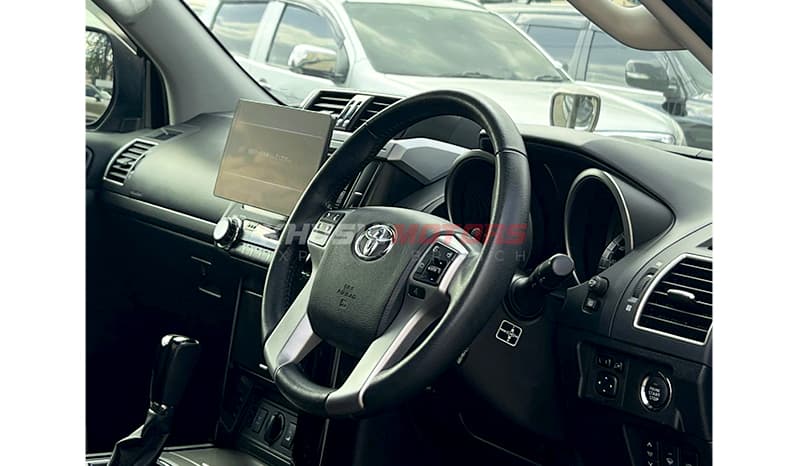 2017 Toyota Land Cruiser Prado G Frontier TX-L image-6