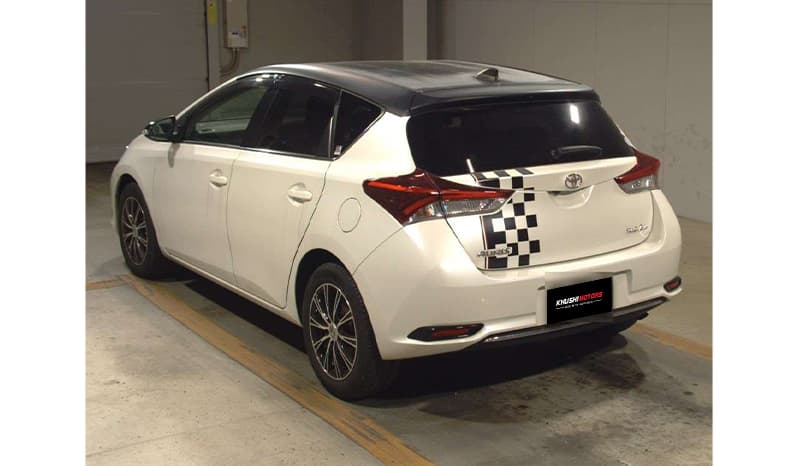 2018 Toyota Auris image-5