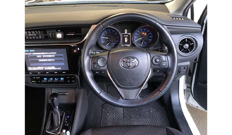 2018 Toyota Auris image-7