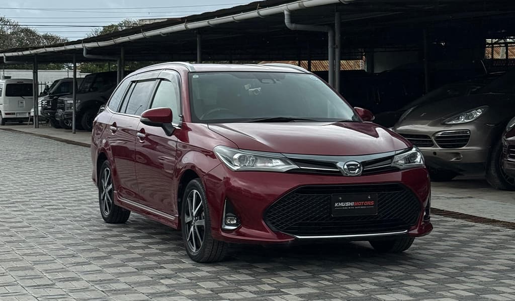 2018 Toyota Corolla Fielder image-1