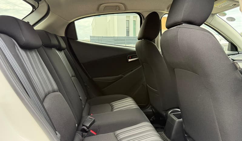 2018 Mazda Demio image-10