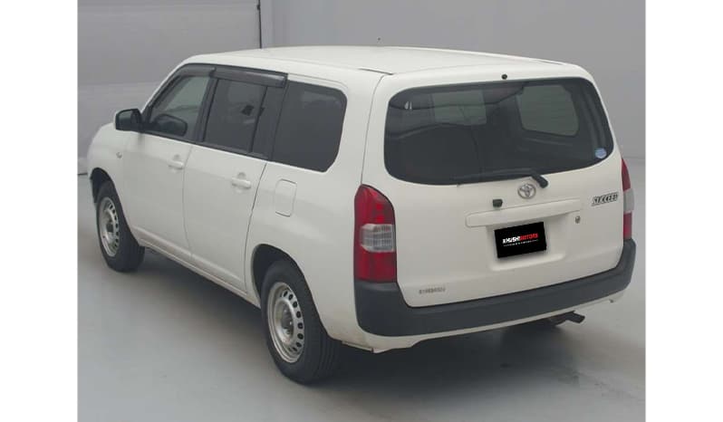 2018 Toyota Succeed image-4