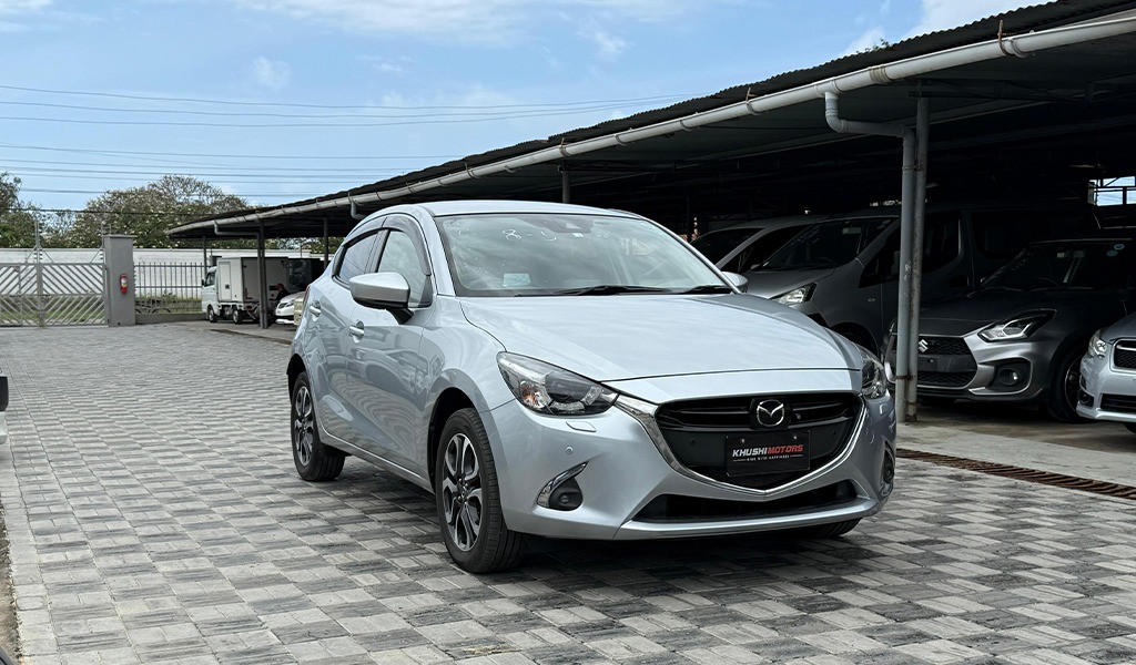 2018 Mazda Demio XD Touring image-1