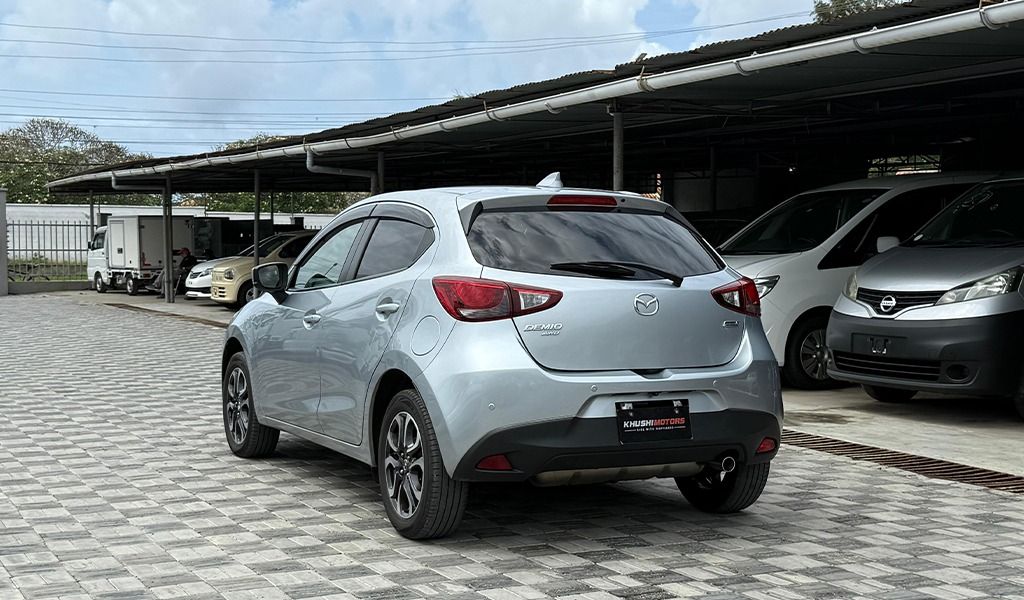 2018 Mazda Demio XD Touring image-18