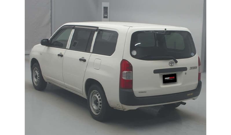 2018 Toyota Succeed image-4
