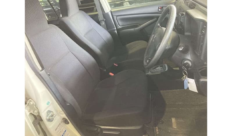 2018 Toyota Succeed image-5