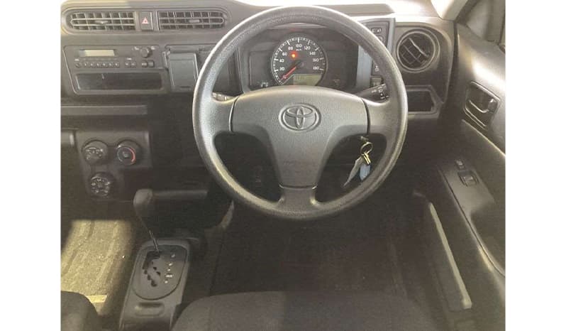 2018 Toyota Succeed image-6