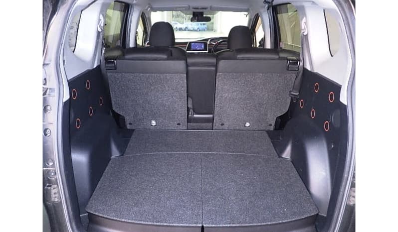 2018 Toyota Sienta image-5