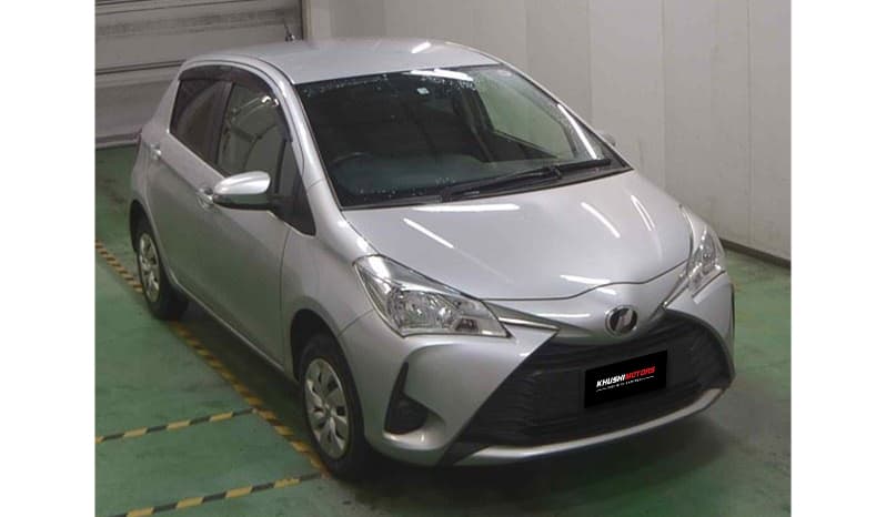 2018 Toyota Vitz image-1