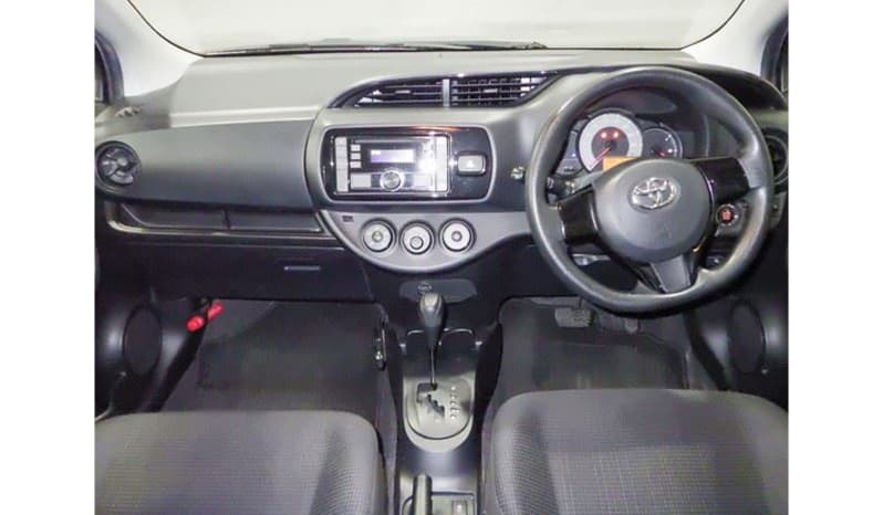 2018 Toyota Vitz image-5