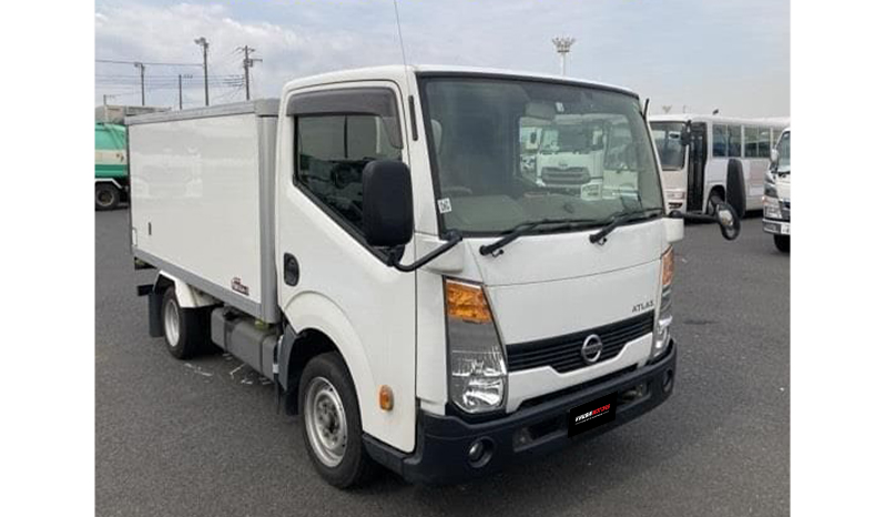 2018 Nissan Atlas Refrigerator 4.2 Ton image-2