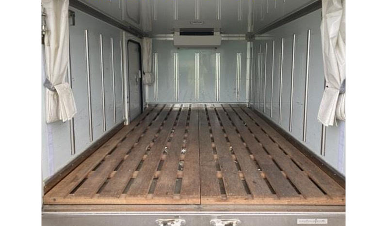 2018 Nissan Atlas Refrigerator 4.2 Ton image-5