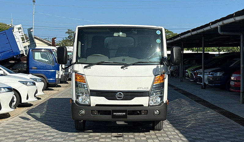 2018 Nissan Atlas Refrigerator 4.2 Ton image-15