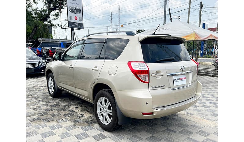 2007 Toyota Vanguard image-13