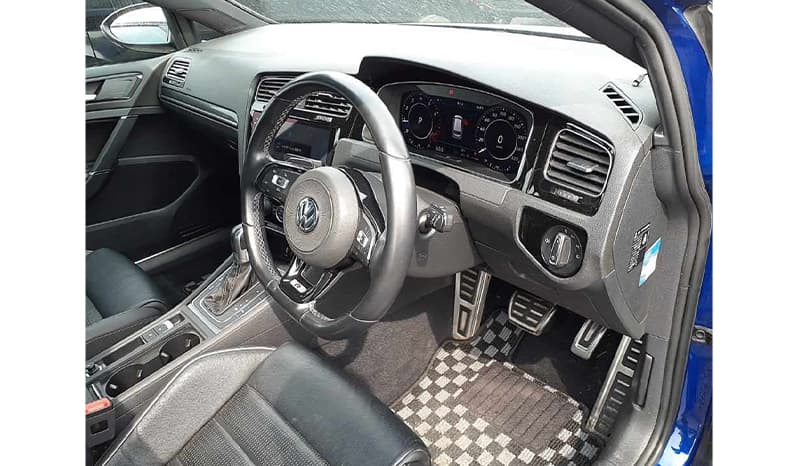 2018 Volkswagen Golf Variant image-6